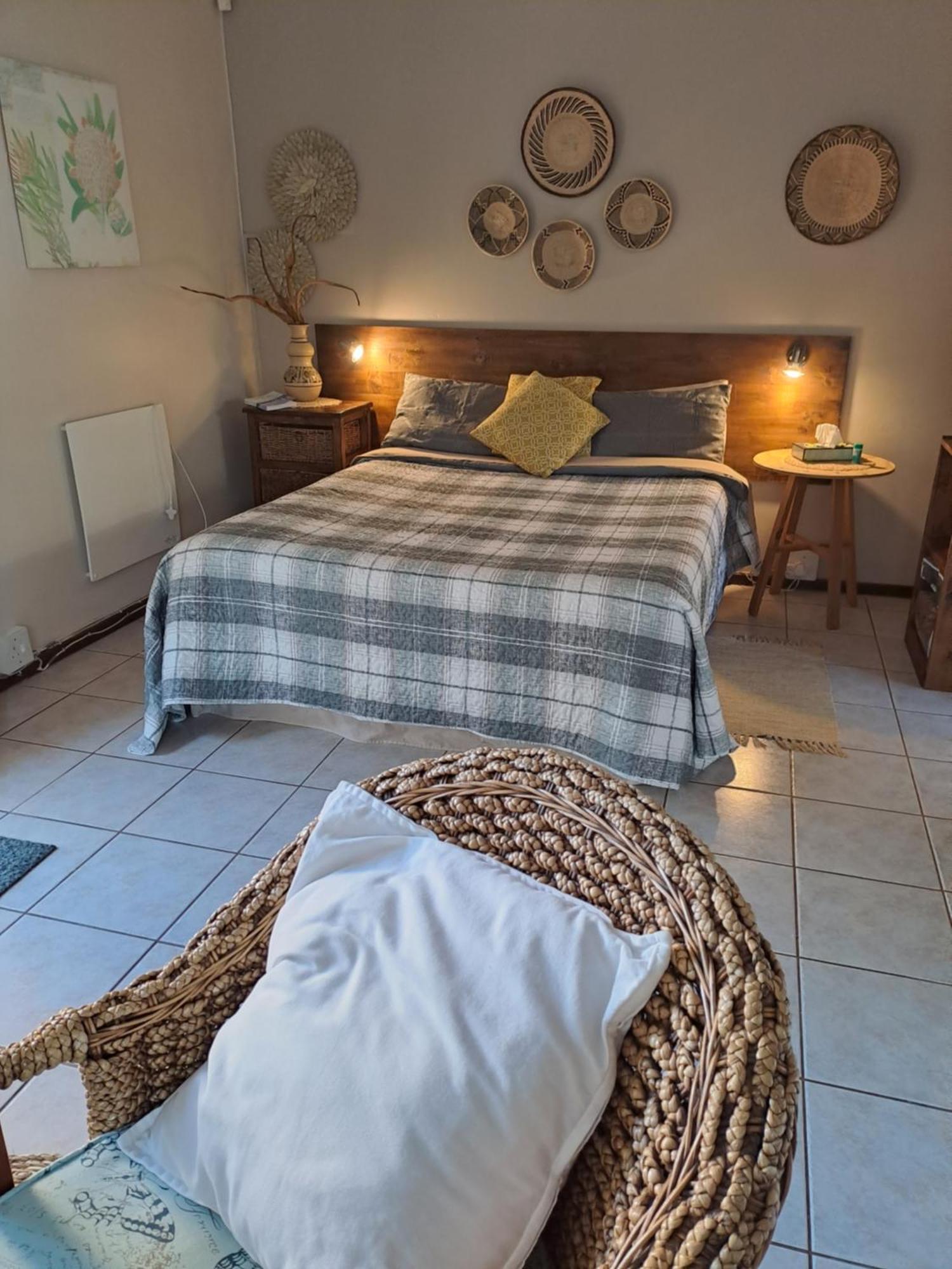 A1 Kynaston Self Catering Or Bed And Breakfast Jeffreys Bay Exterior foto