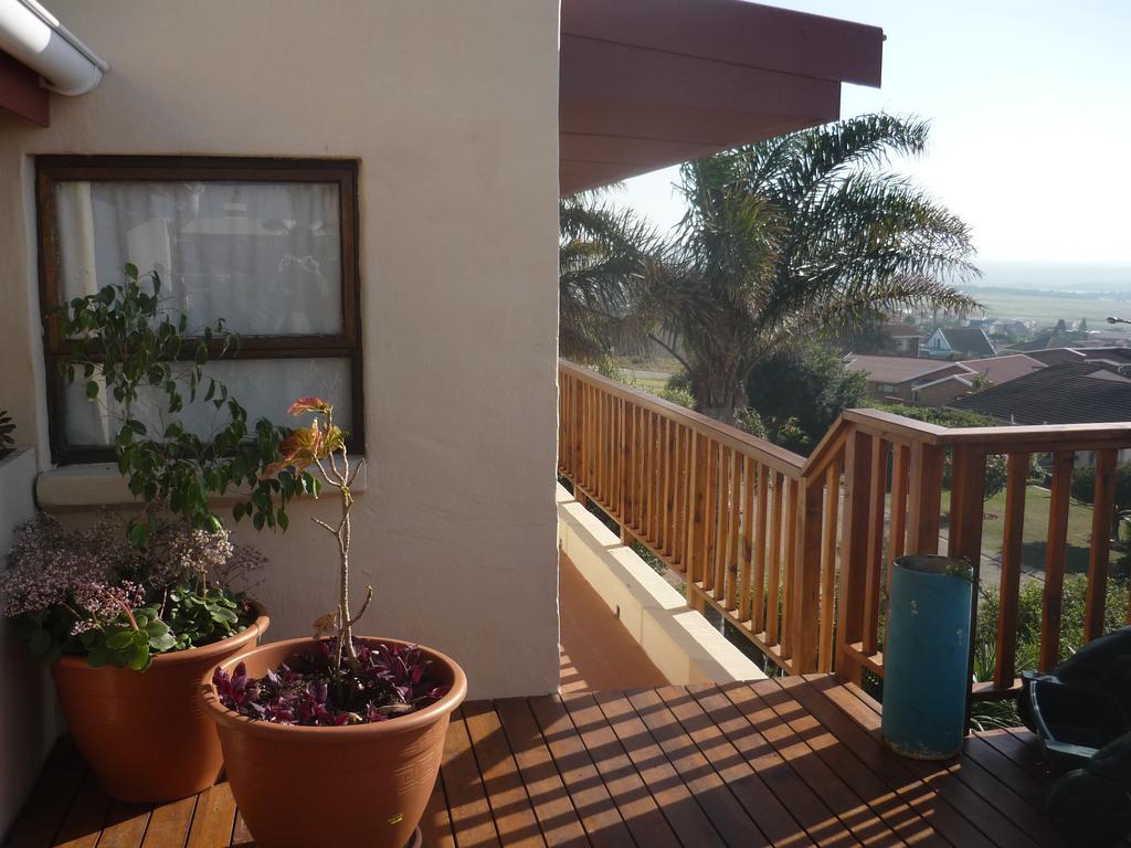 A1 Kynaston Self Catering Or Bed And Breakfast Jeffreys Bay Exterior foto