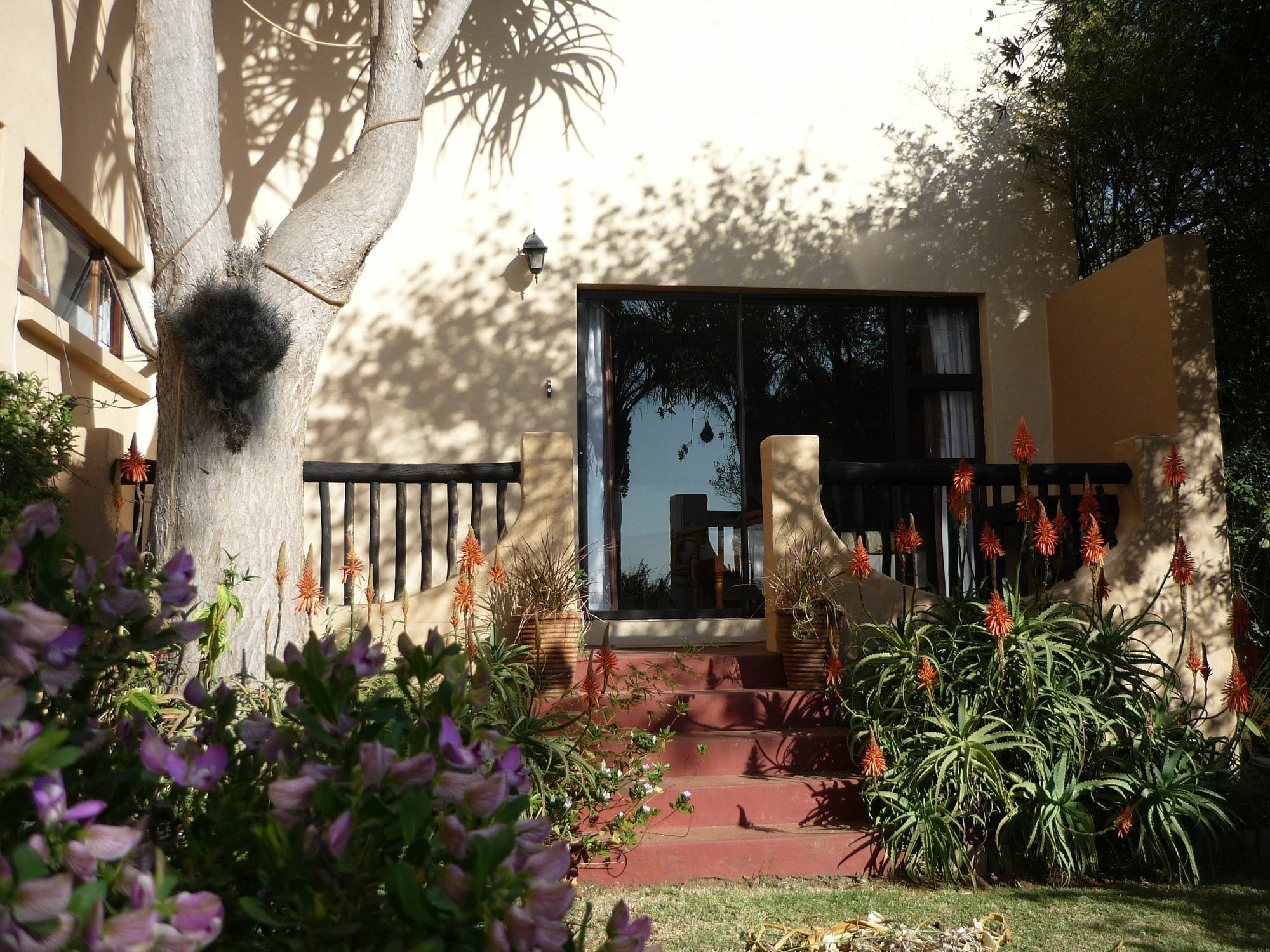A1 Kynaston Self Catering Or Bed And Breakfast Jeffreys Bay Exterior foto