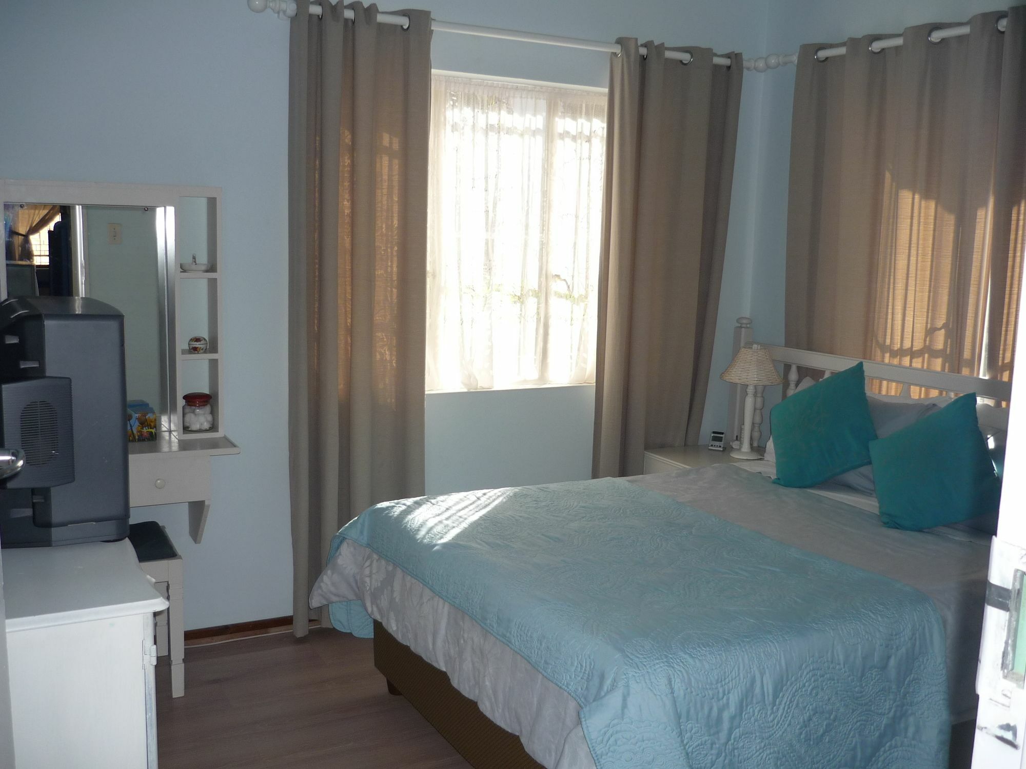 A1 Kynaston Self Catering Or Bed And Breakfast Jeffreys Bay Exterior foto
